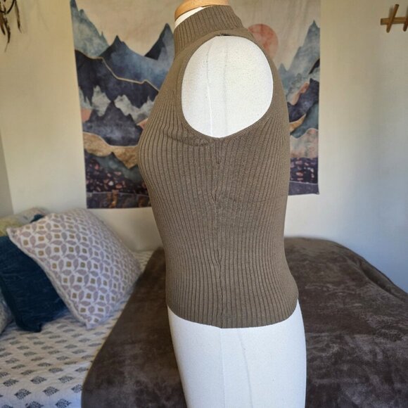 The Drop Karolina Sleeveless High Mock Neck Ribbed Sweater Tank Top Olive Small - Picture 11 of 16